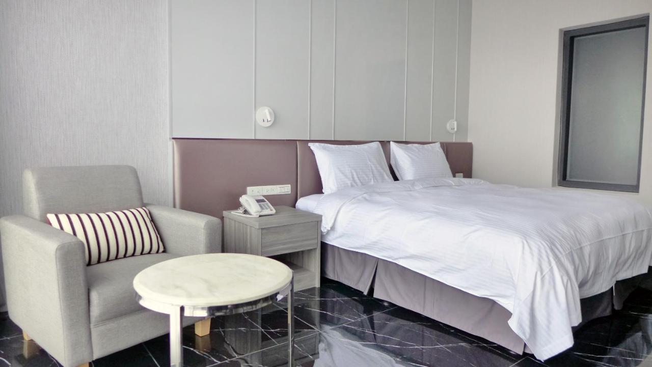Champ De Rose Hotel Хуалиен Сити Екстериор снимка